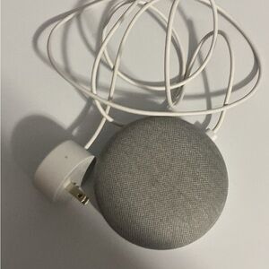 Google Nest Mini in White